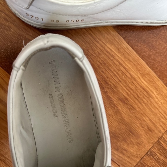 Common Projects Sneaker - Picture 5 of 5